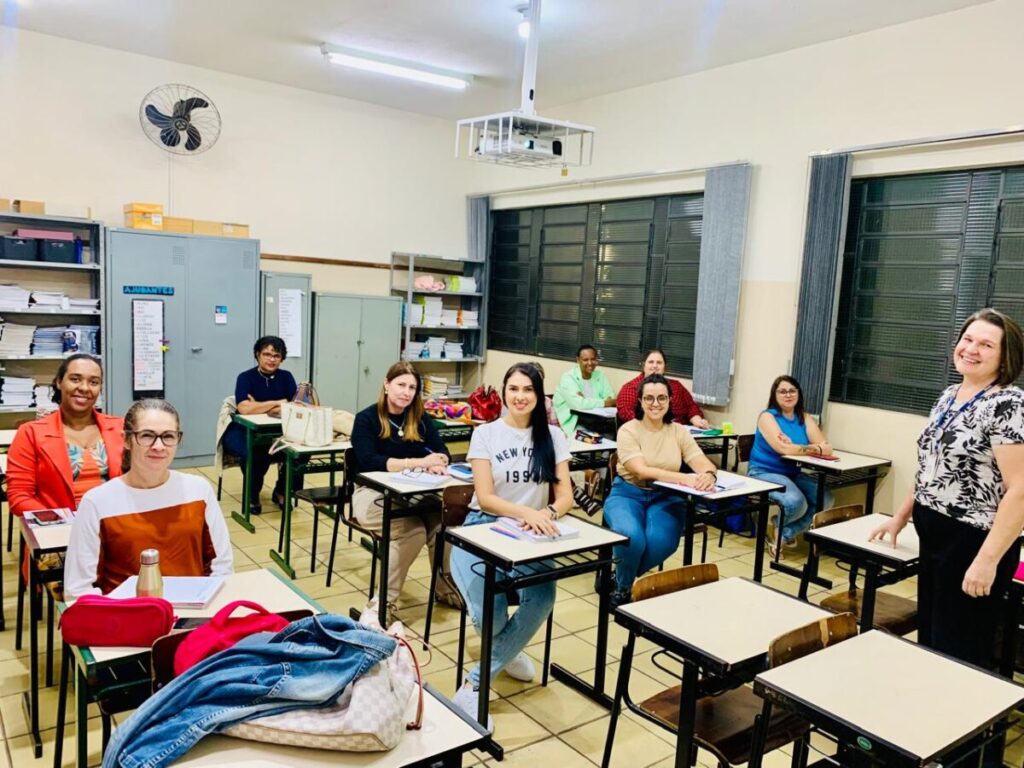 secretaria-de-educacao-promove-a-capacitacao-de-profissionais-da-educacao-especial