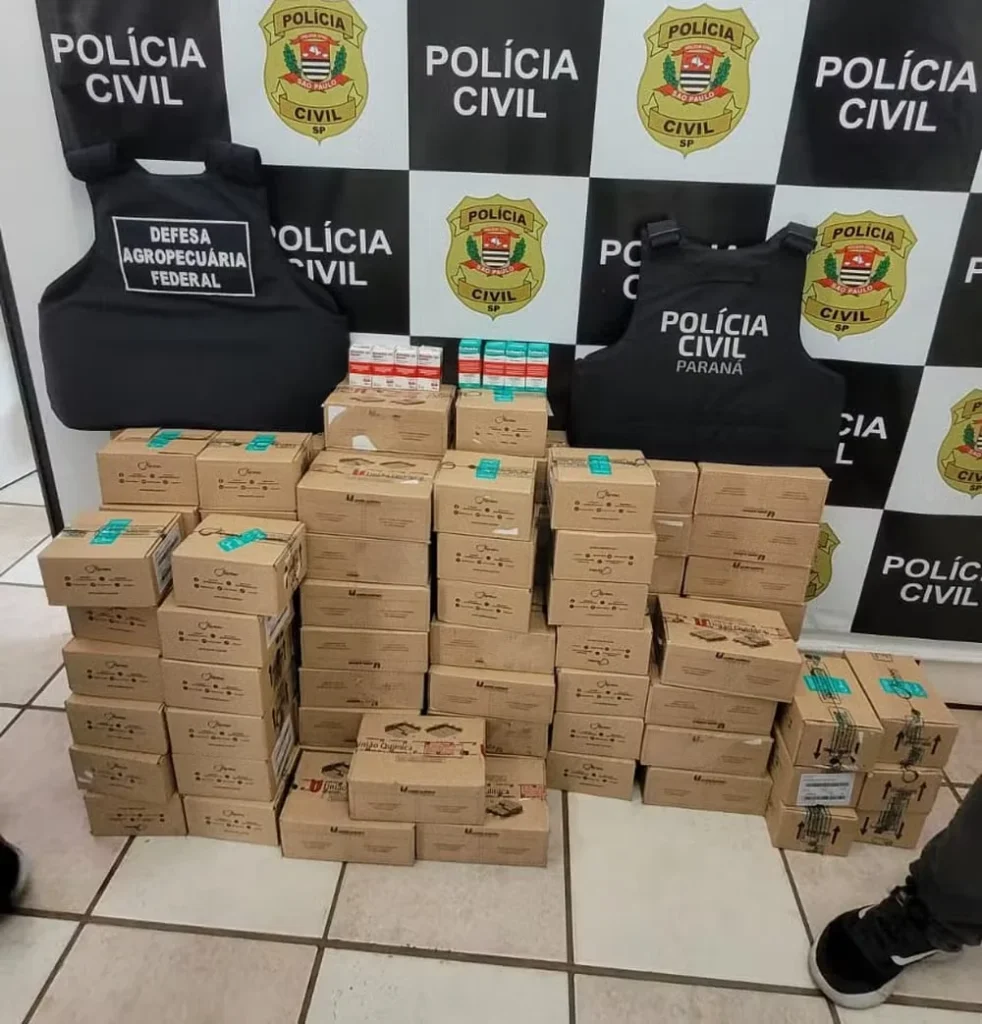 Ação contra tráfico de drogas apreende mais de mil ampolas de cetamina e prende três na área acao-contra-trafico-de-drogas-apreende-mais-de-mil-ampolas-de-cetamina-e-prende-tres-na-regiao