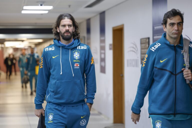 Seleção Brasileira: Alisson assegura que está 100% recuperado de ferimento selecao-brasileira:-alisson-garante-que-esta-100%-recuperado-de-lesao